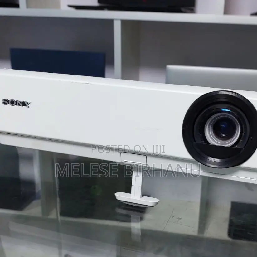 New Epson Projector Dx-102