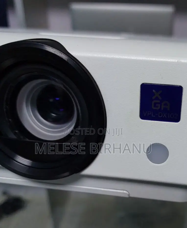 New Epson Projector Dx-102