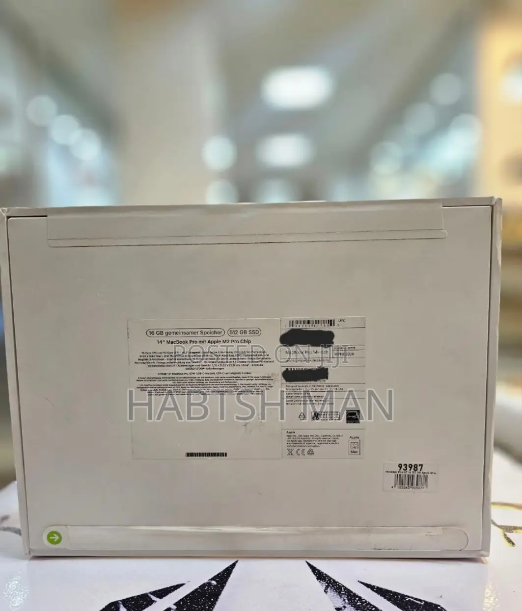 New Laptop Apple MacBook Pro 2022 M2 16GB Apple M2 SSD 512GB