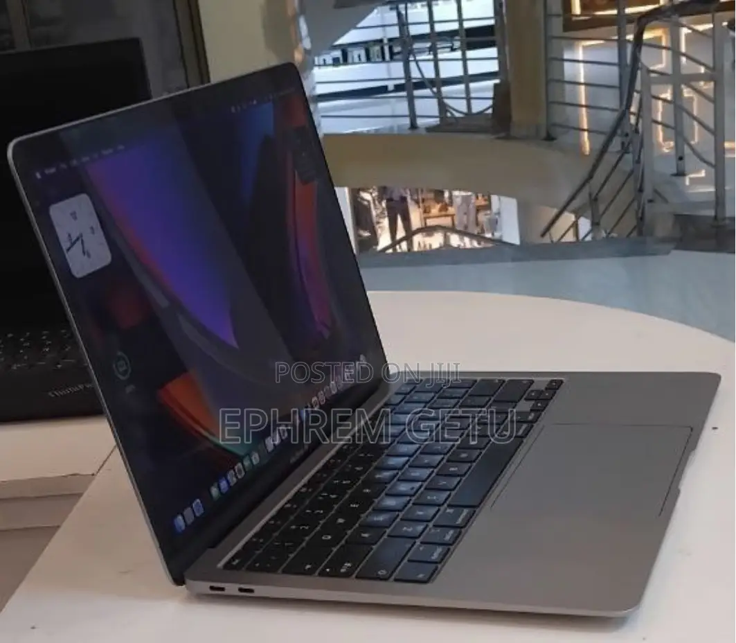 New Laptop Apple MacBook Air 2020 8GB Intel Core I3 SSD 512GB