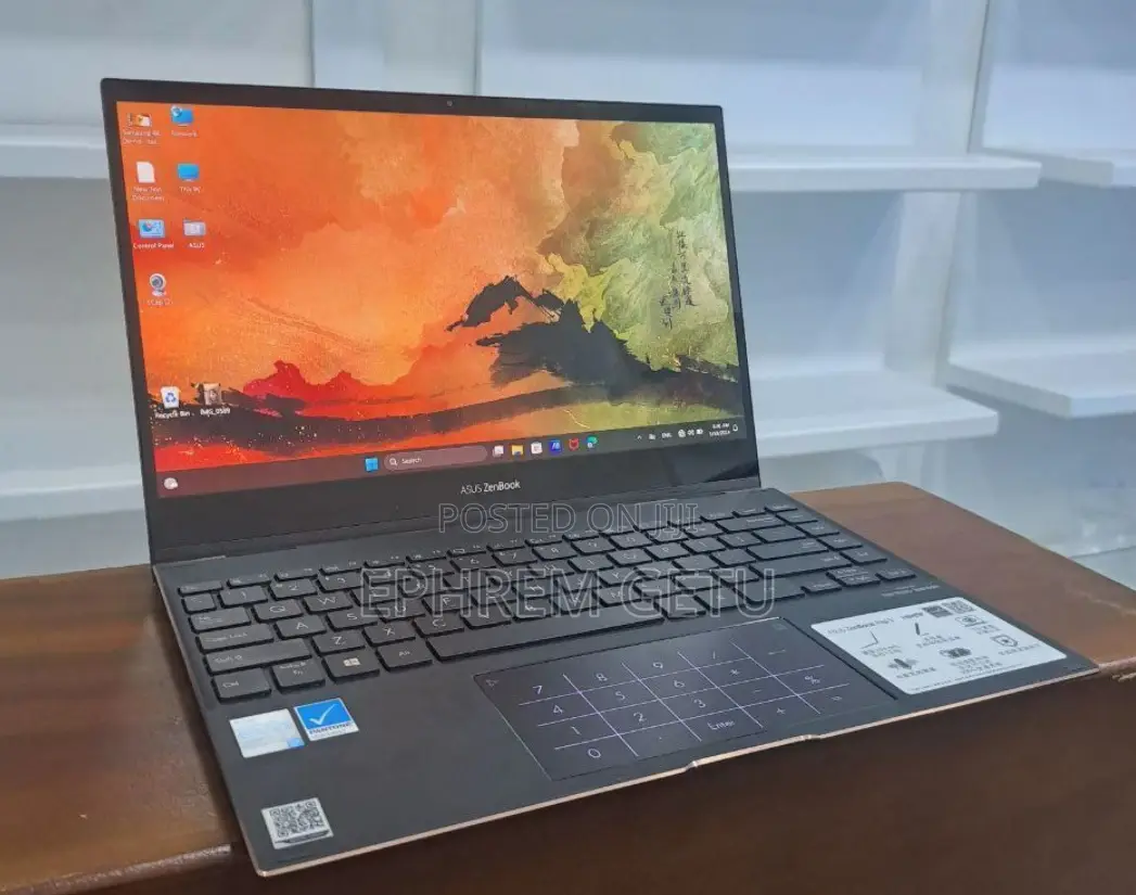 New Laptop Asus ZenBook Flip 14 UX461UA 16GB Intel Core I7 SSD 512GB