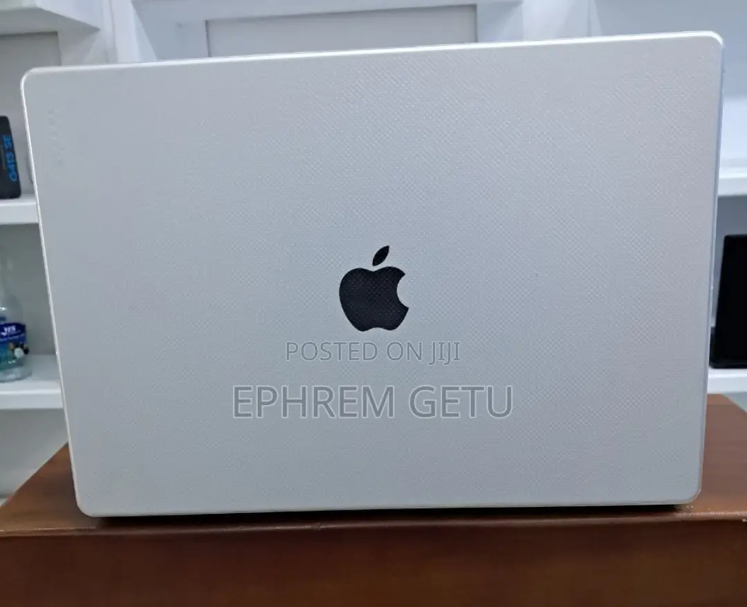 New Laptop Apple MacBook Pro 2023 M2 16-Inch 16GB Apple M2 SSD 1T