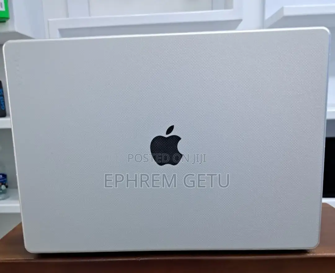 New Laptop Apple MacBook Pro 2023 M2 16-Inch 16GB Apple M2 SSD 1T