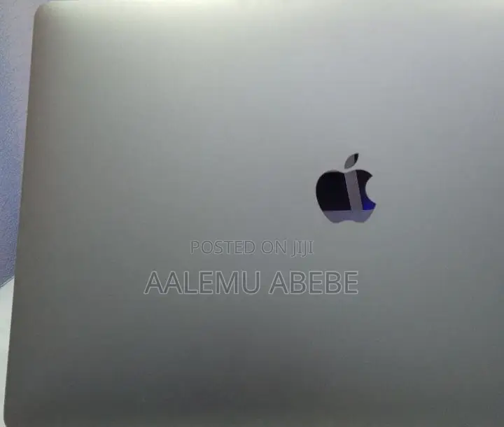 New Laptop Apple MacBook Pro 2019 16GB Intel Core I9 SSD 512GB