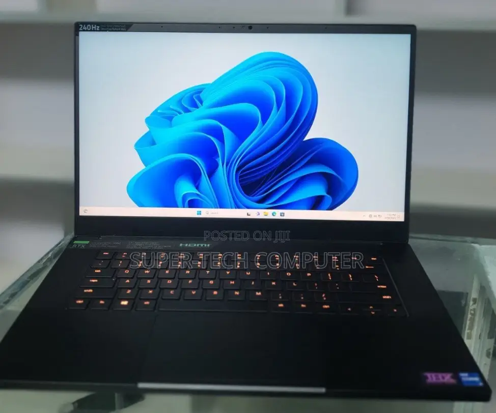 New Laptop Razer Blade 16GB Intel Core I7 SSD 1T
