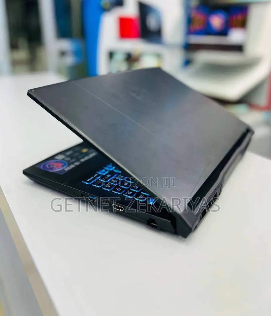 New Laptop MSI GF63 16GB Intel Core I7 SSD 512GB