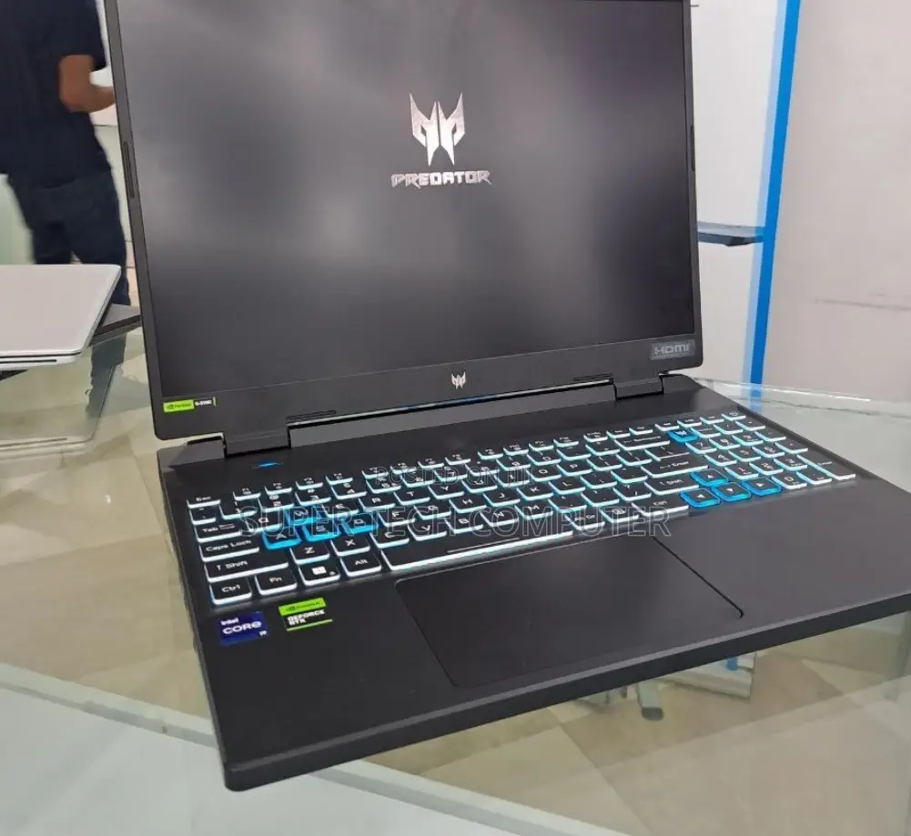 New Laptop Acer Predator Helios 300 16GB Intel Core I9 SSD 1T