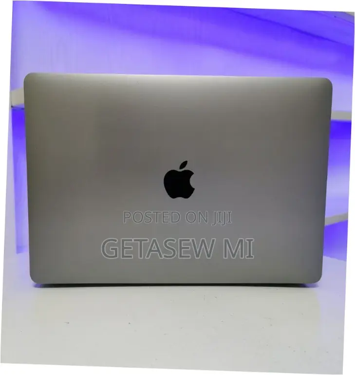 New Laptop Apple MacBook Pro 2019 16GB Intel Core I7 SSD 256GB