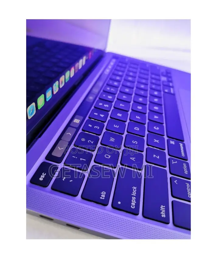New Laptop Apple MacBook Pro 2019 16GB Intel Core I7 SSD 256GB