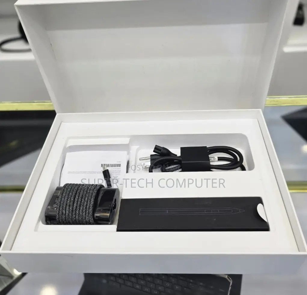 New Laptop HP Spectre X360 16GB Intel Core I7 SSD 1T