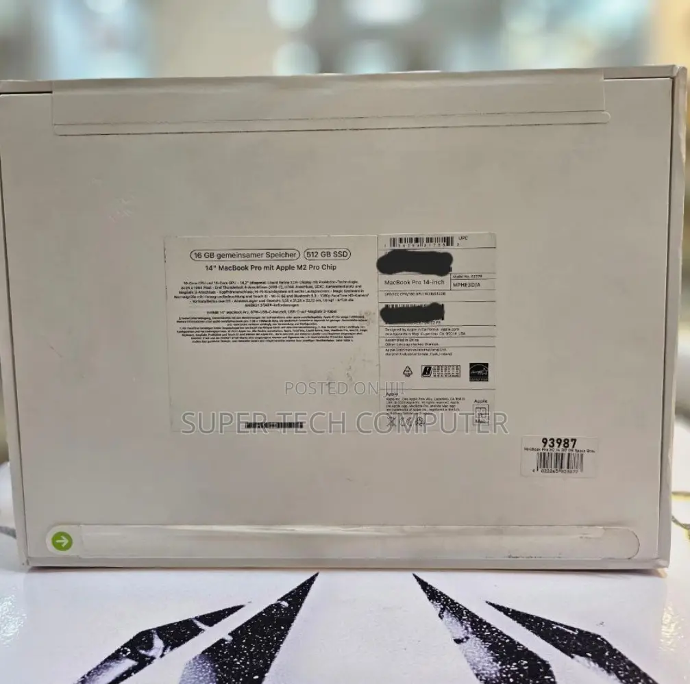 New Laptop Apple MacBook Pro 2022 M2 16GB Apple M2 SSD 512GB