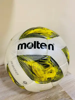 Photo - Brand New Molten 3200 Football