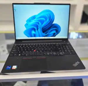 New Laptop Lenovo ThinkPad 13 16GB Intel Core I7 SSD 512GB