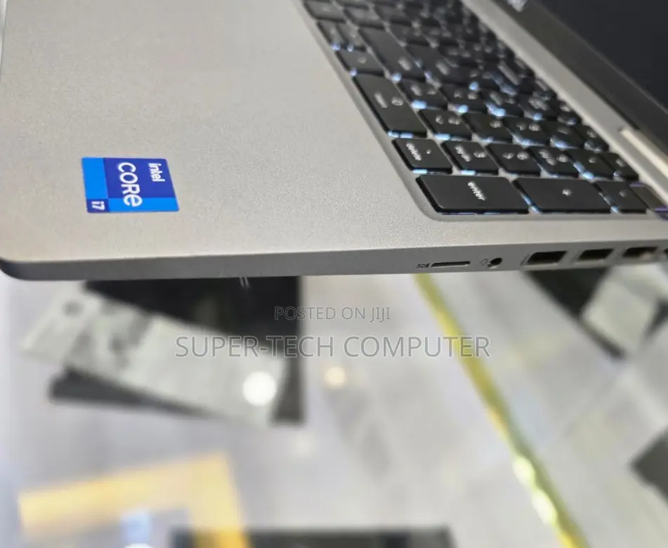 New Laptop Dell Precision 3550 16GB Intel Core I7 SSD 512GB