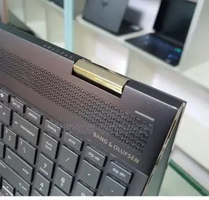 Photo - New Laptop HP Spectre 16GB Intel Core I7 SSD 512GB