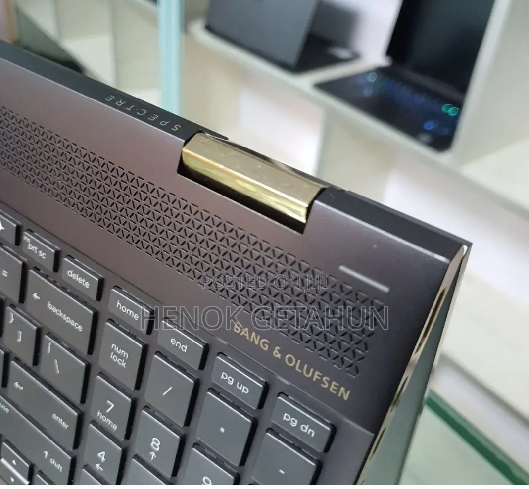 New Laptop HP Spectre 16GB Intel Core I7 SSD 512GB