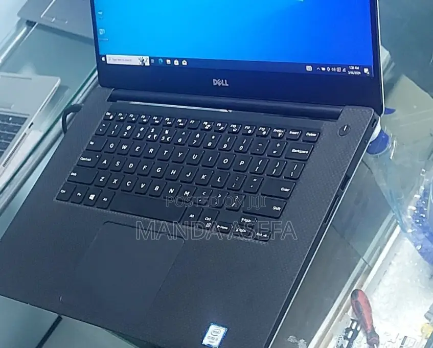 New Laptop Dell XPS 15 16GB Intel Core I5 SSD 512GB