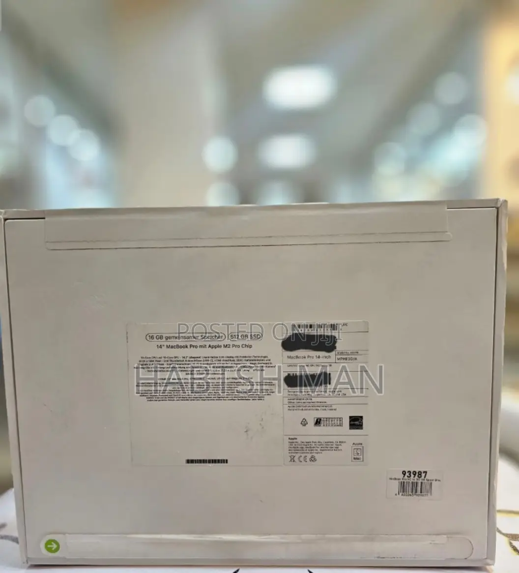 New Laptop Apple MacBook Pro 2022 M2 16GB Apple M2 SSD 512GB