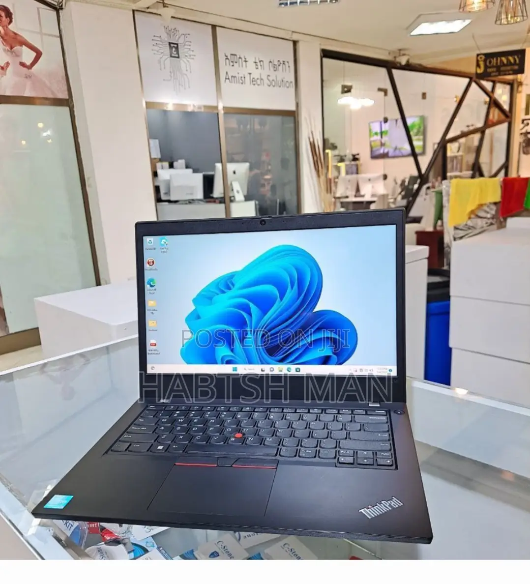 New Laptop Lenovo ThinkPad X380 Yoga 8GB Intel Core i7 SSD 512GB