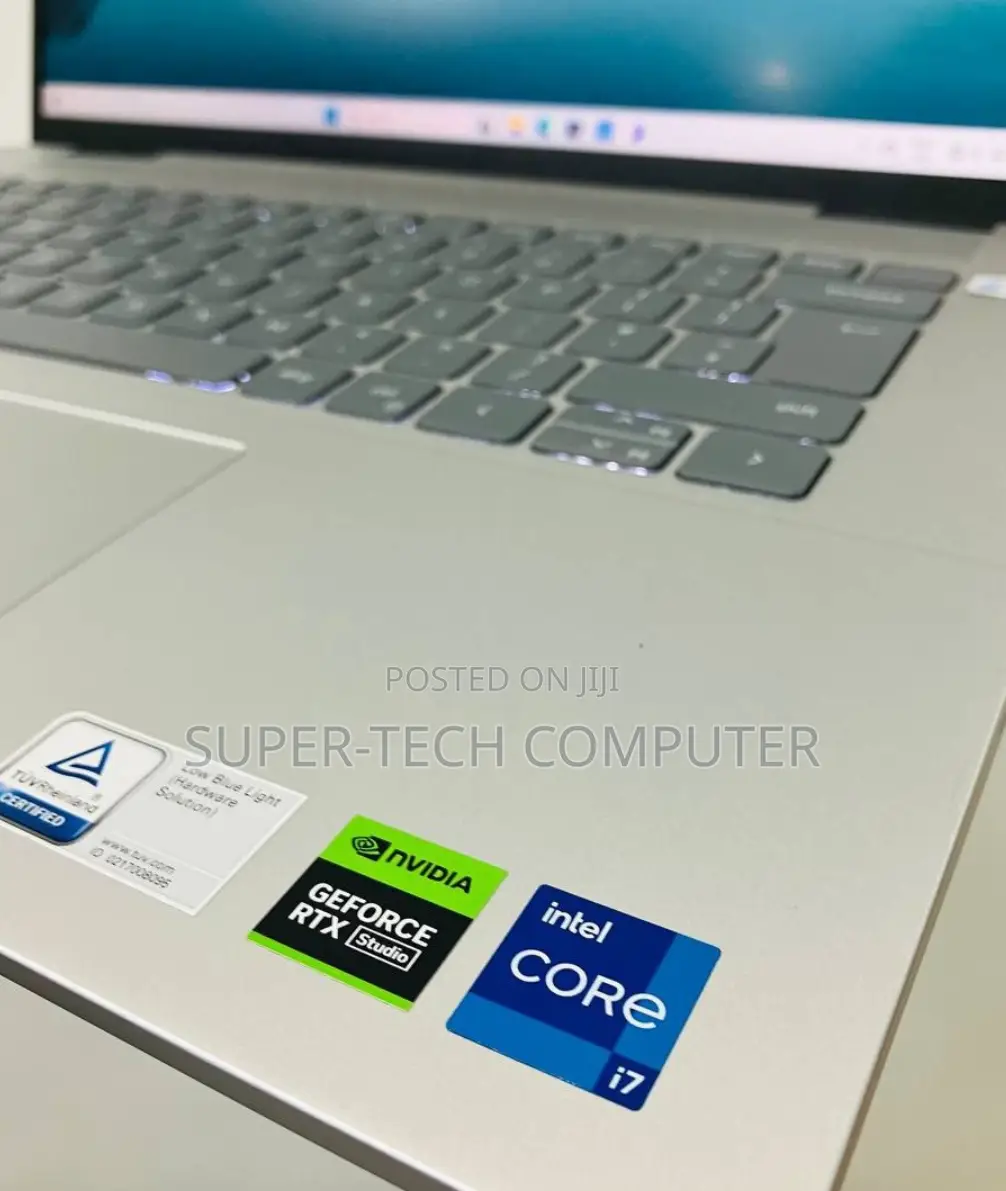 New Laptop Dell Inspiron 15 3541 16GB Intel Core I7 SSD 1T