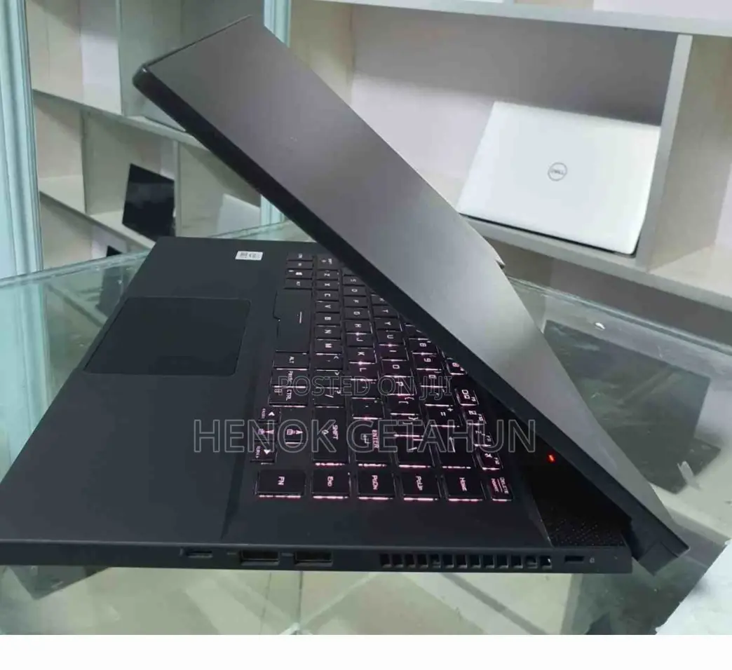 New Laptop Asus ROG Zephyrus G15 16GB Intel Core I7 SSD 512GB