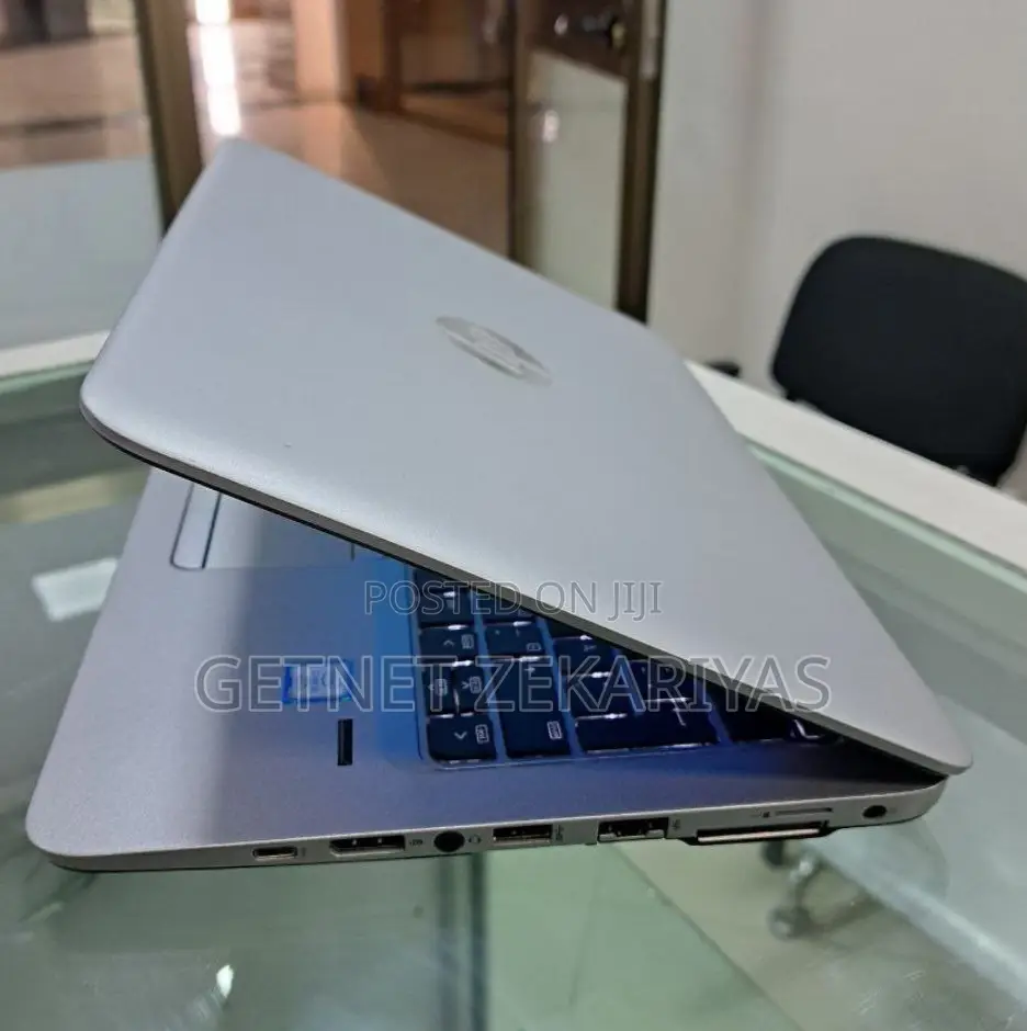 New Laptop HP EliteBook 820 G4 8GB Intel Core I5 SSD 1T