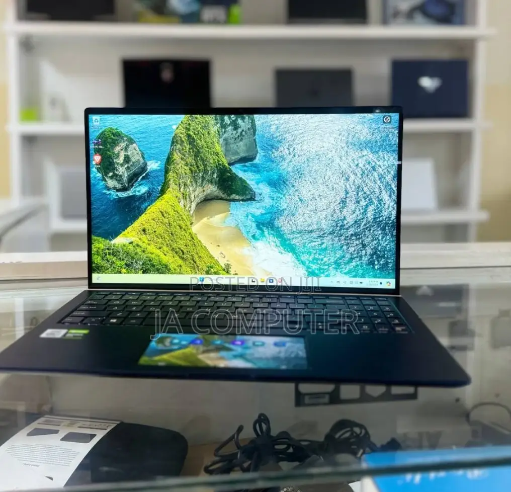 New Laptop Asus ZenBook UX303UB 16GB Intel Core I7 SSD 1T