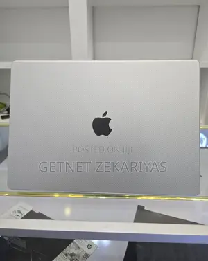 New Laptop Apple MacBook Pro 2023 M2 Max 16-Inch 16GB Apple M2 SSD 1T