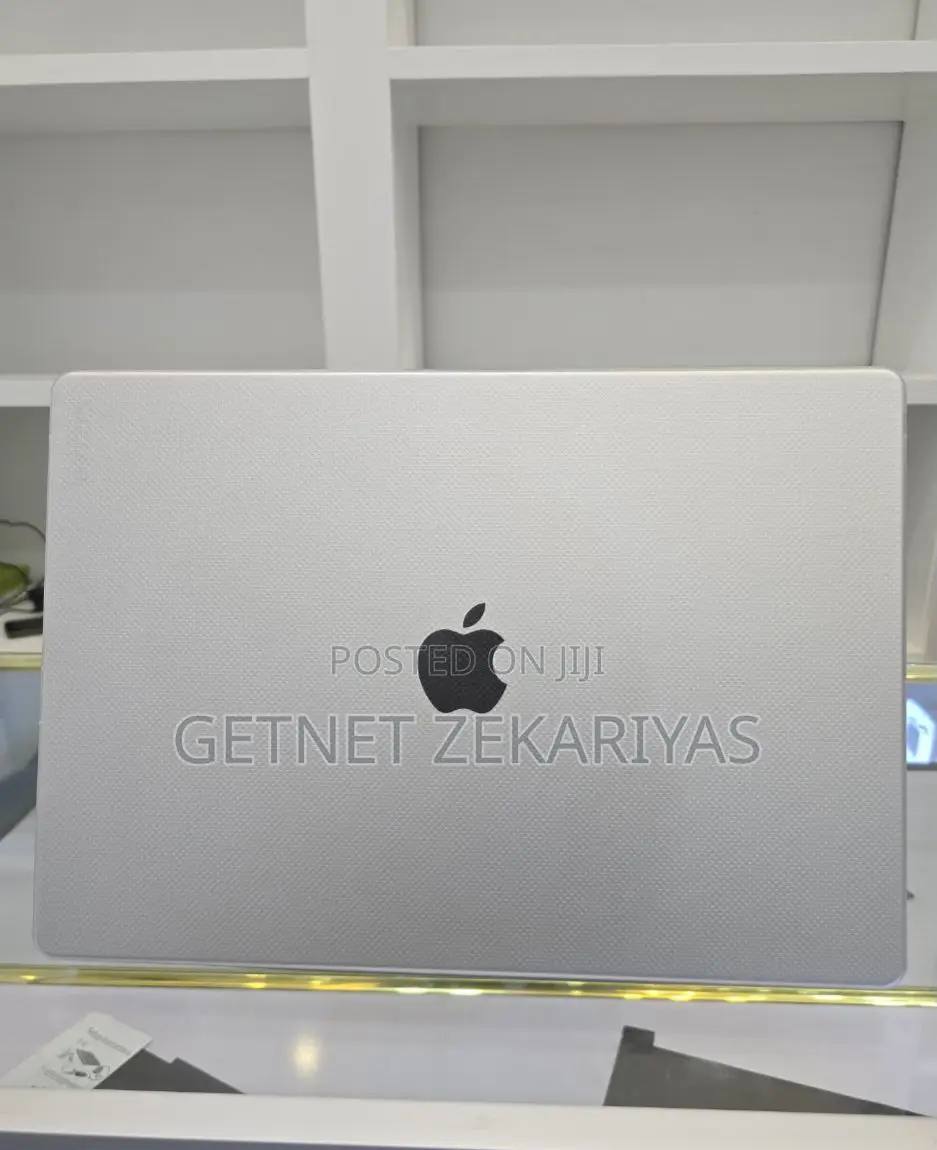 New Laptop Apple MacBook Pro 2023 M2 Max 16-Inch 16GB Apple M2 SSD 1T