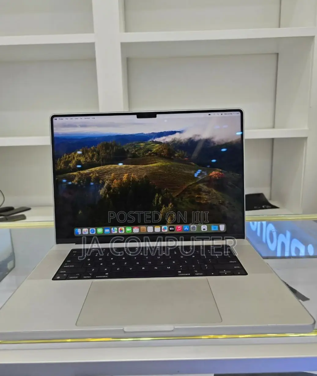 New Laptop Apple MacBook Pro 16GB Apple M2 SSD 1T