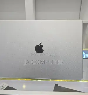 New Laptop Apple MacBook Pro 16GB Apple M2 SSD 1T