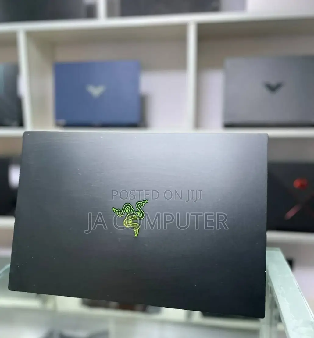 New Laptop Razer Blade 16GB Intel Core I7 SSD 512GB