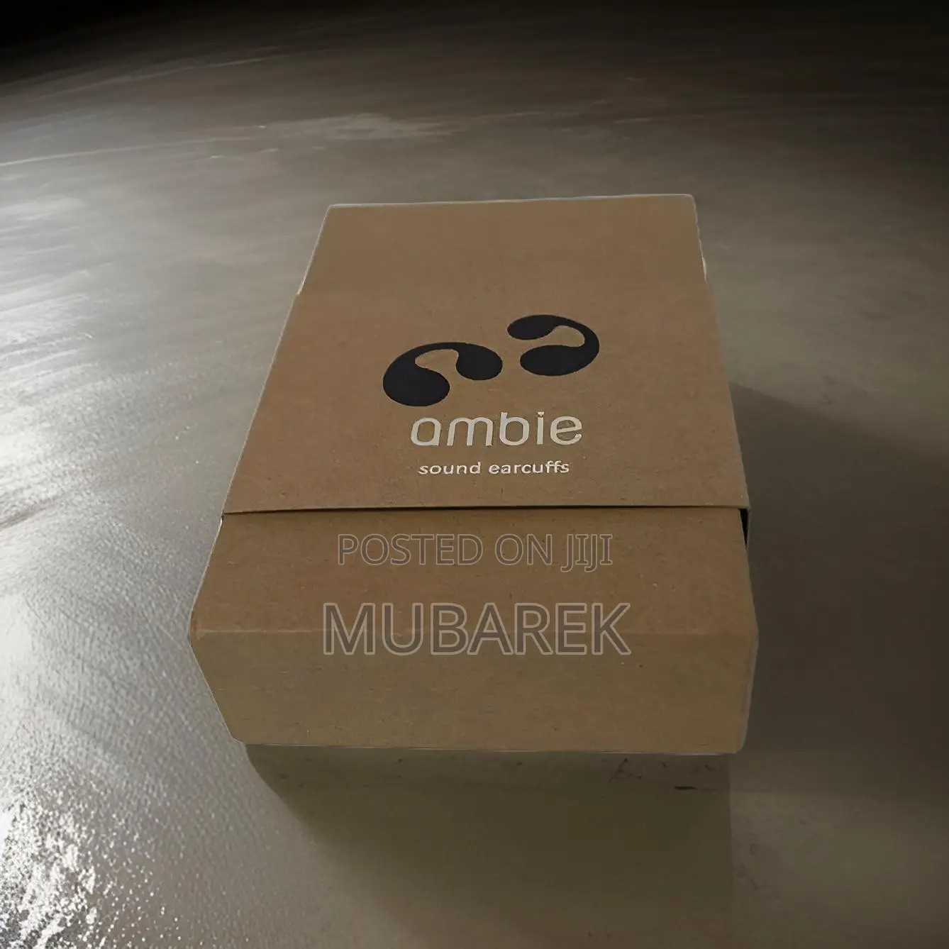 Ambie Earcuff: Elegant Earpiece Stylish Allure