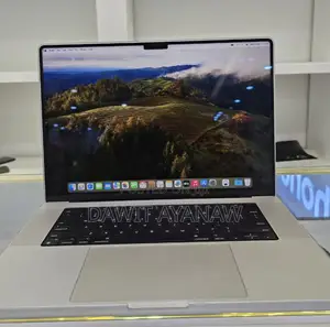New Laptop Apple MacBook Pro 2023 M2 Max 16-inch 16GB Apple M2 SSD 1T