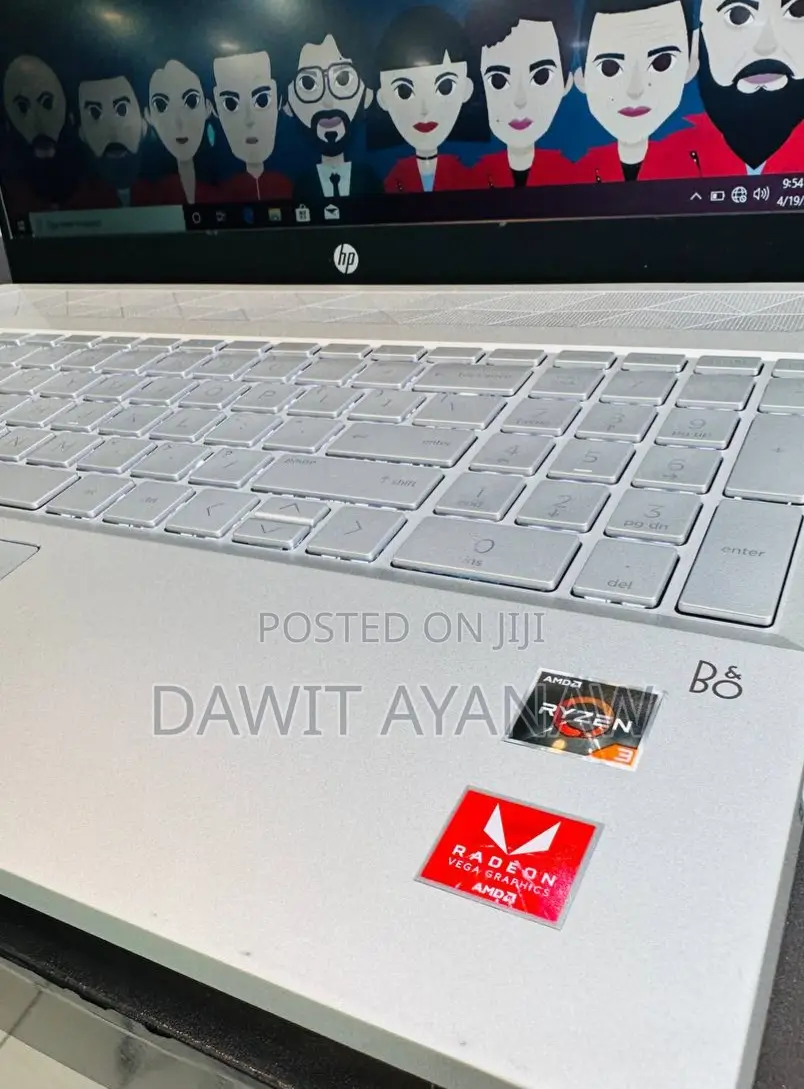 New Laptop HP Pavilion 15 8GB AMD Ryzen 3 HDD+SSD 500GB