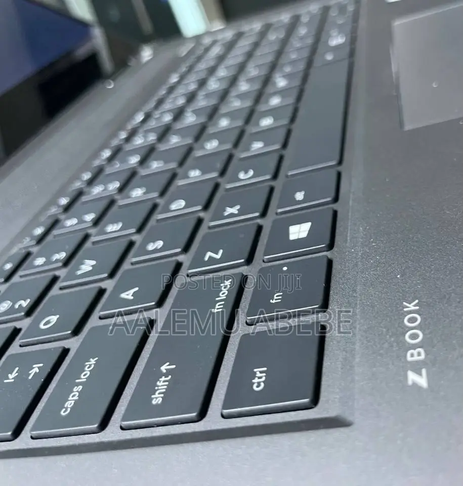 New Laptop HP ZBook 15 16GB Intel Core I7 SSD 512GB
