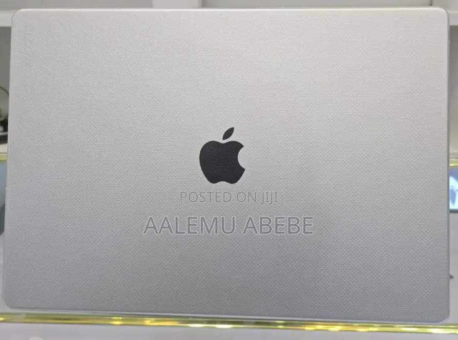 New Laptop Apple MacBook Pro 2023 M2 16-Inch 16GB Apple M2 SSD 1T