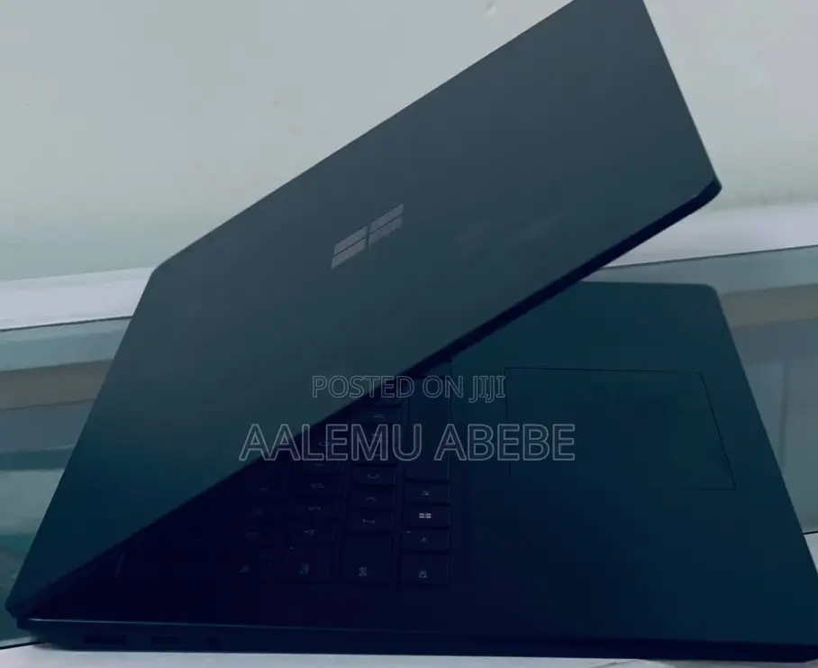 New Laptop Microsoft Surface 16GB Intel Core I7 eMMC 512GB