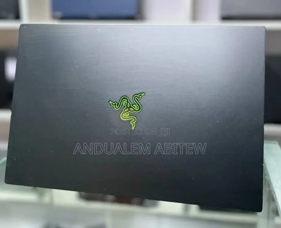 New Laptop Razer Blade 16GB Intel Core I7 SSD 512GB