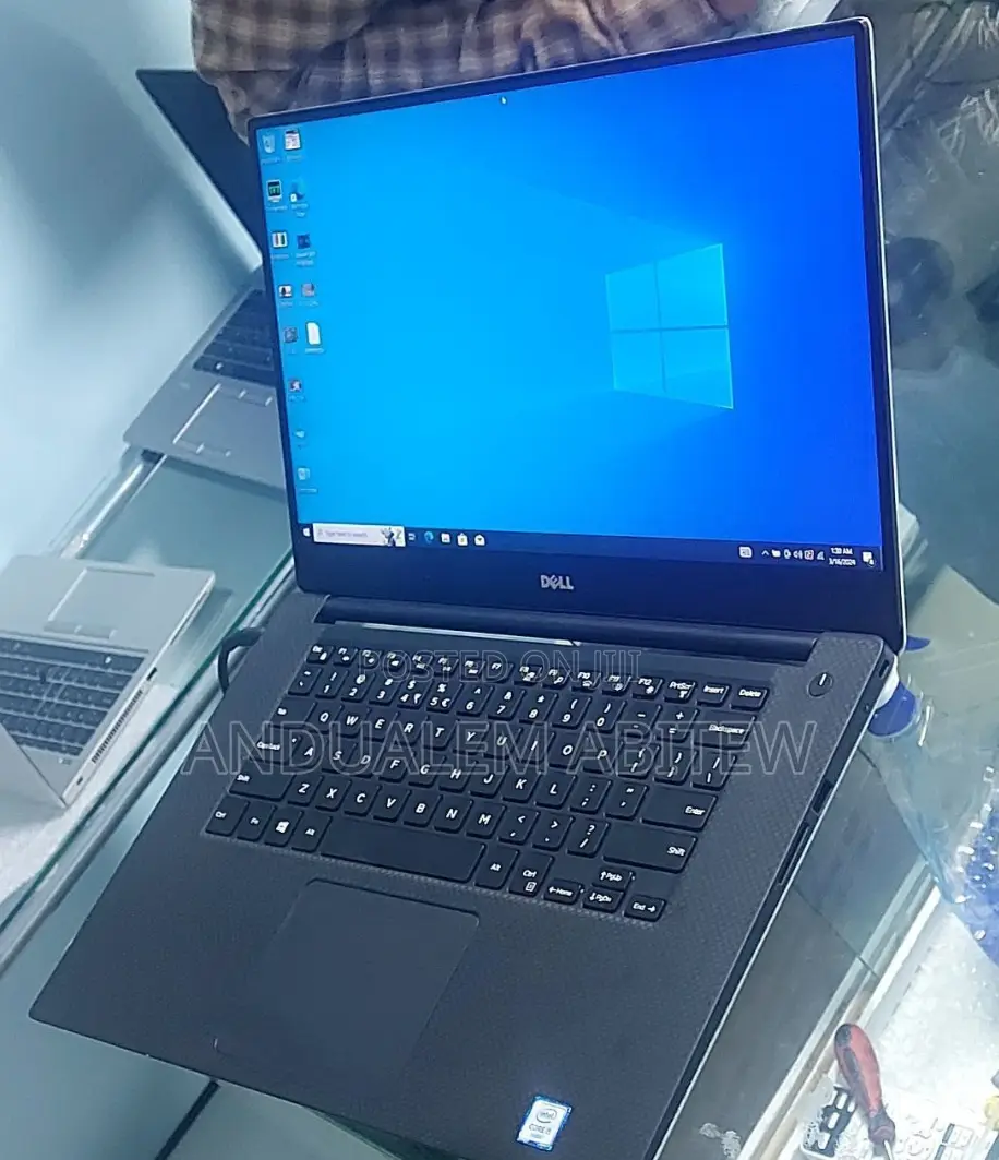 New Laptop Dell XPS 15 16GB Intel Core I5 SSD 512GB