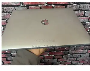 New Laptop Apple MacBook Pro 2020 M1 8GB Apple M1 SSD 256GB