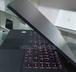 New Laptop Asus ROG Zephyrus G15 16GB Intel Core I7 SSD 512GB