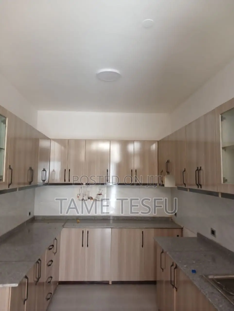 Furnished 3bdrm House in 02 Yerere Building, Yeka for sale