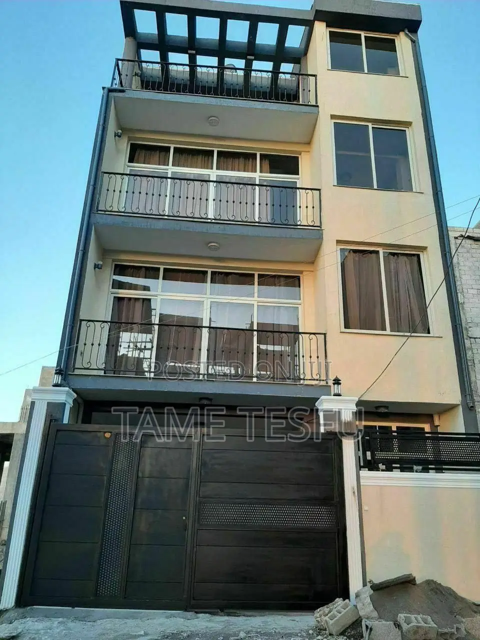 Furnished 5bdrm House in Hayat, Bole for sale