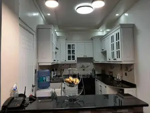 Furnished 5bdrm House in Hayat, Bole for sale