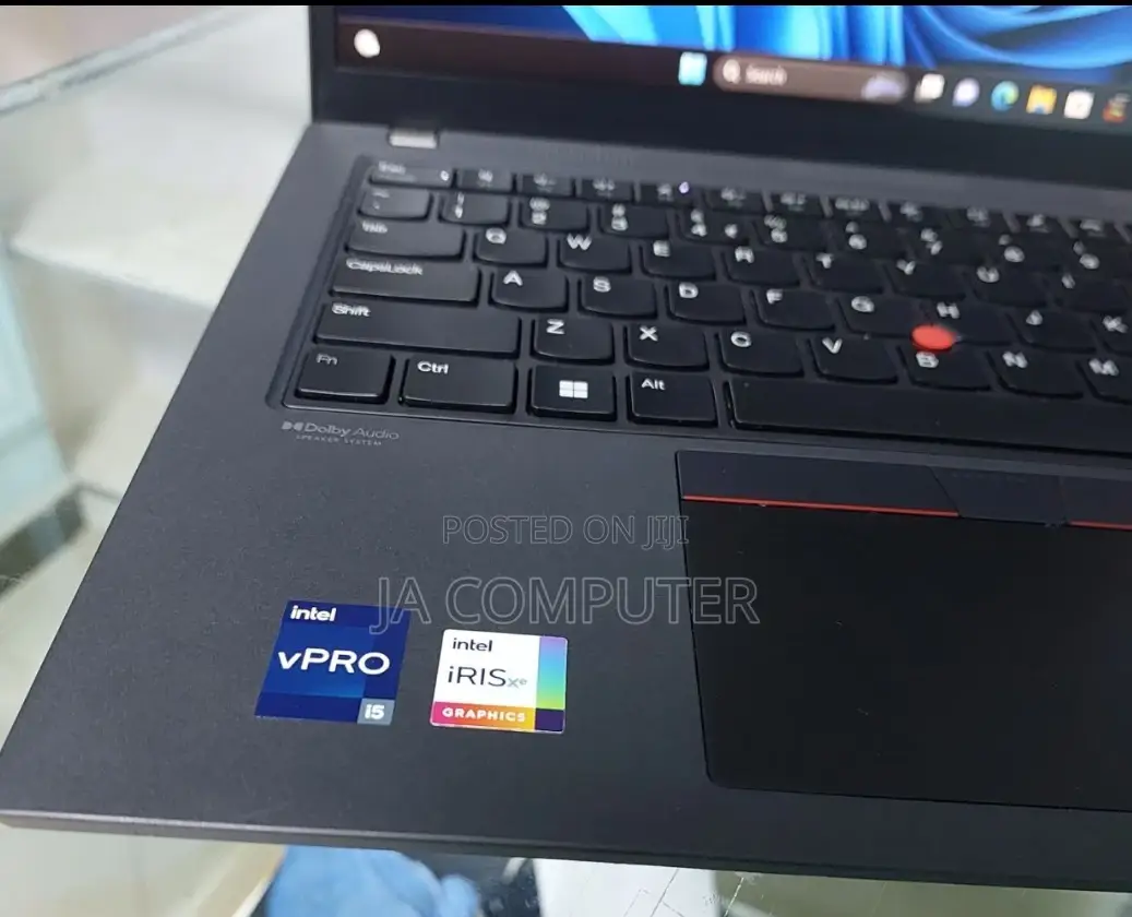 New Laptop Lenovo ThinkPad T14 16GB Intel Core I7 SSD 512GB