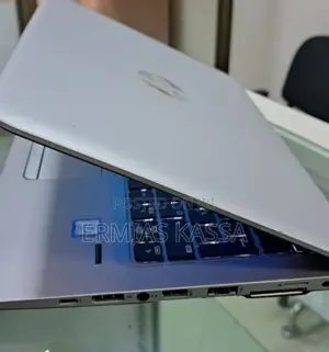 New Laptop HP EliteBook 820 G4 8GB Intel Core I5 HDD 1T