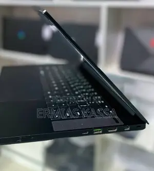 New Laptop Razer Blade 16GB Intel Core I7 SSD 512GB