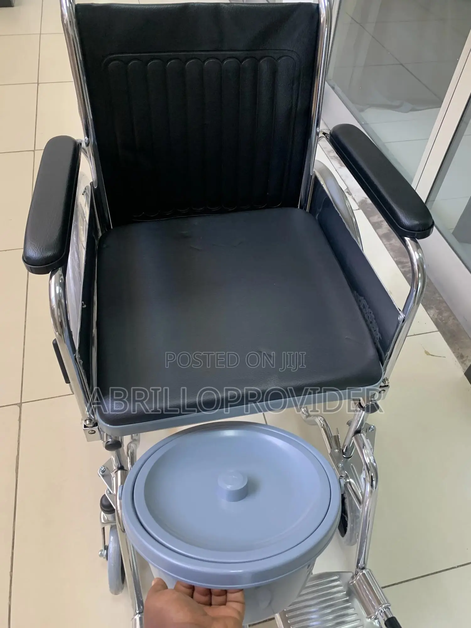 Wheelchair!’Wheelchair!*Wheelchair!*Wheelchair!*Wheelchair**