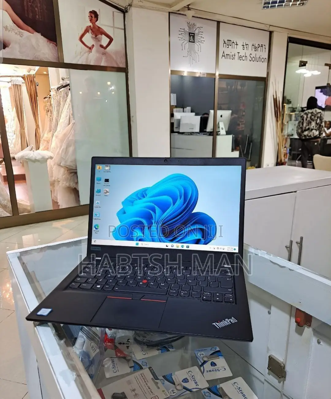New Laptop Lenovo Thinkpad T490s 16GB Intel Core I7 SSD 512GB